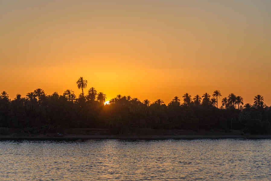 Egipto 379 - rio Nilo - atardecer.jpg